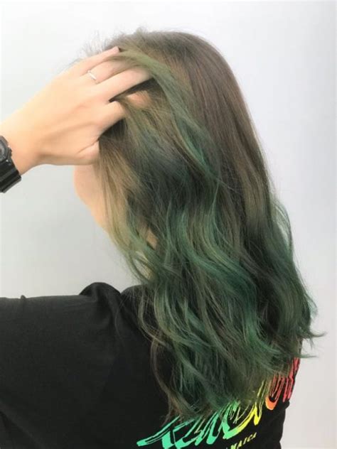 頭髮過長 綠色配什麼顏色好